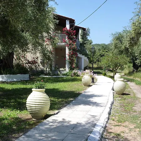 Petros Apartmán Moraḯtika